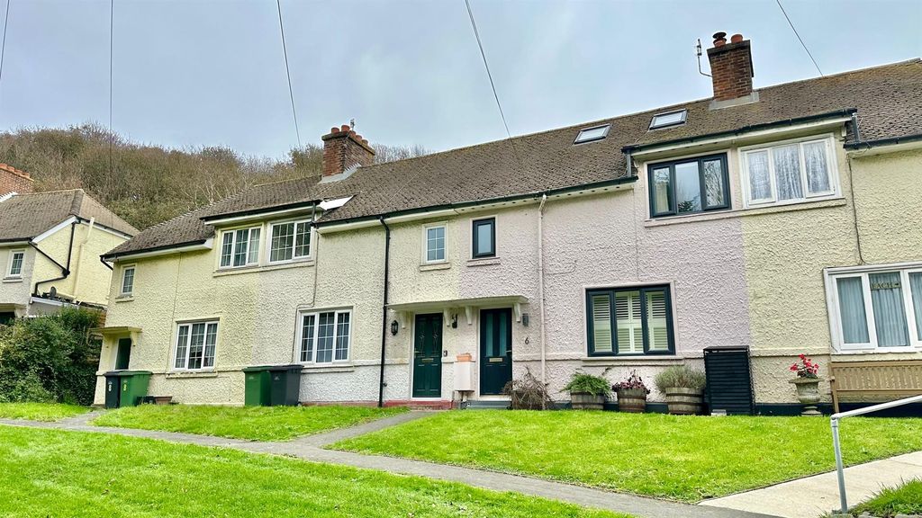 Property photo 1 of 29