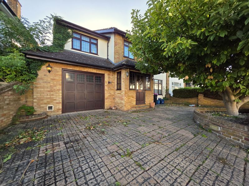 Property photo 1 of 17 Photo 9