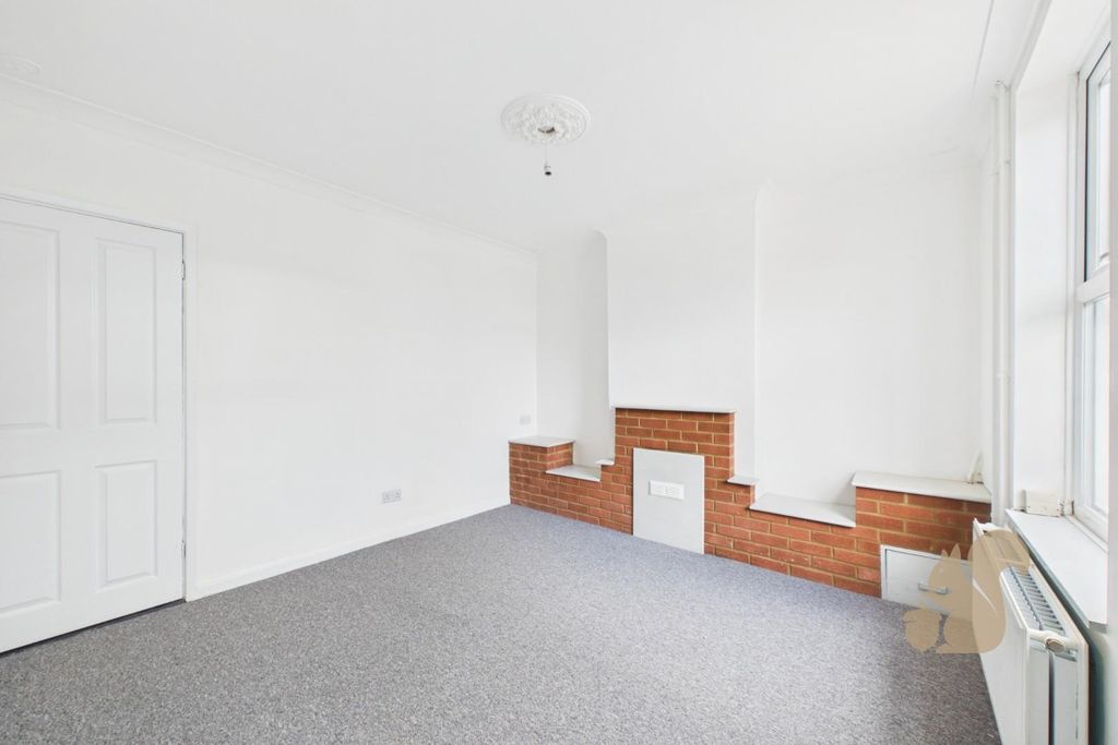 Property photo 3 of 16 Cam05565G0-Pr0069-Still003.Jpg