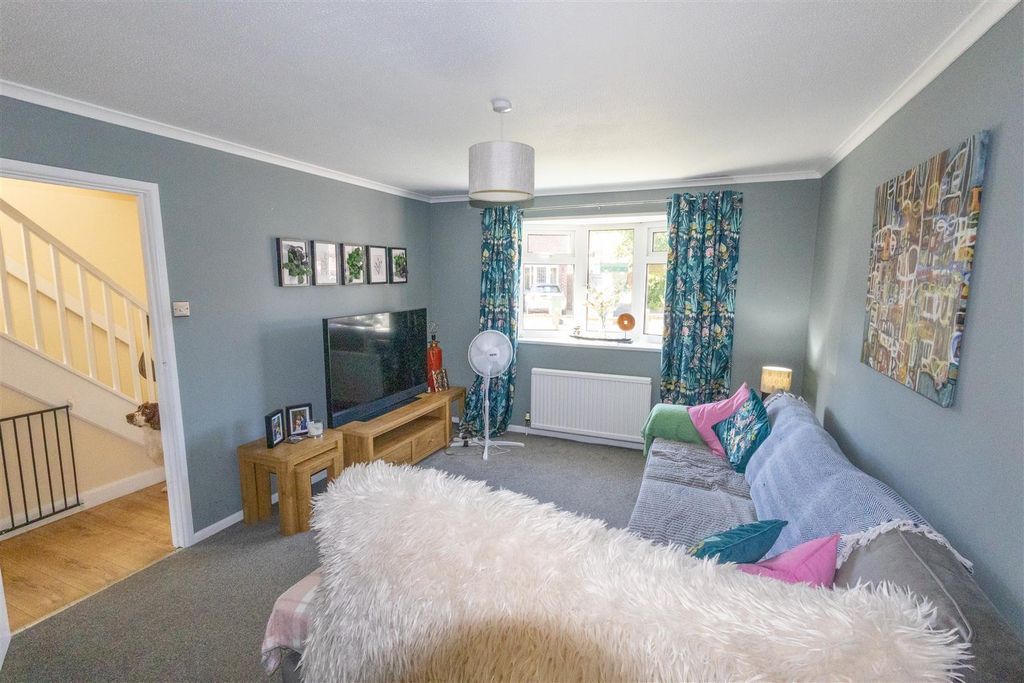 Property photo 3 of 14 Victory Road-07.Jpg