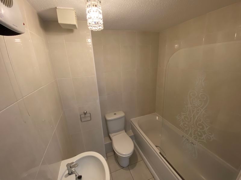 Property photo 3 of 12 Bathroom