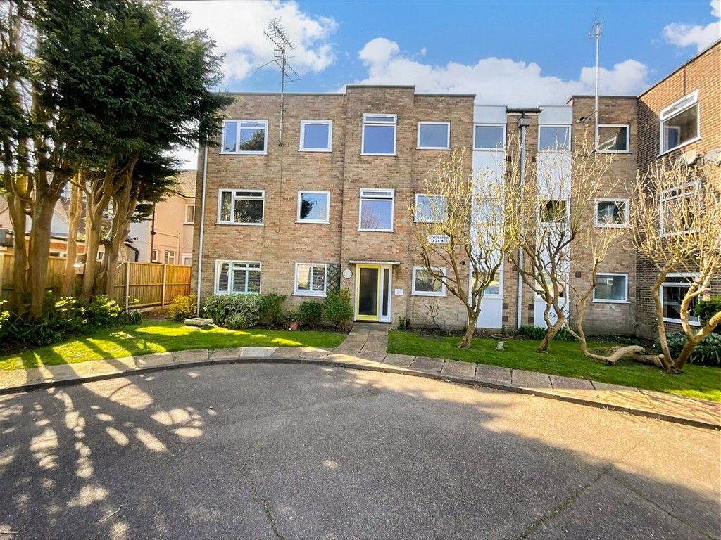 Property photo 1 of 13 Front