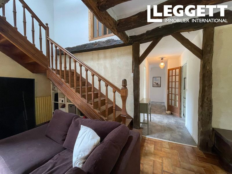 Property photo 2 of 10