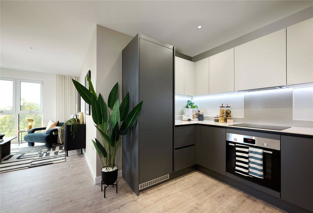 Property photo 2 of 24 * Show Home