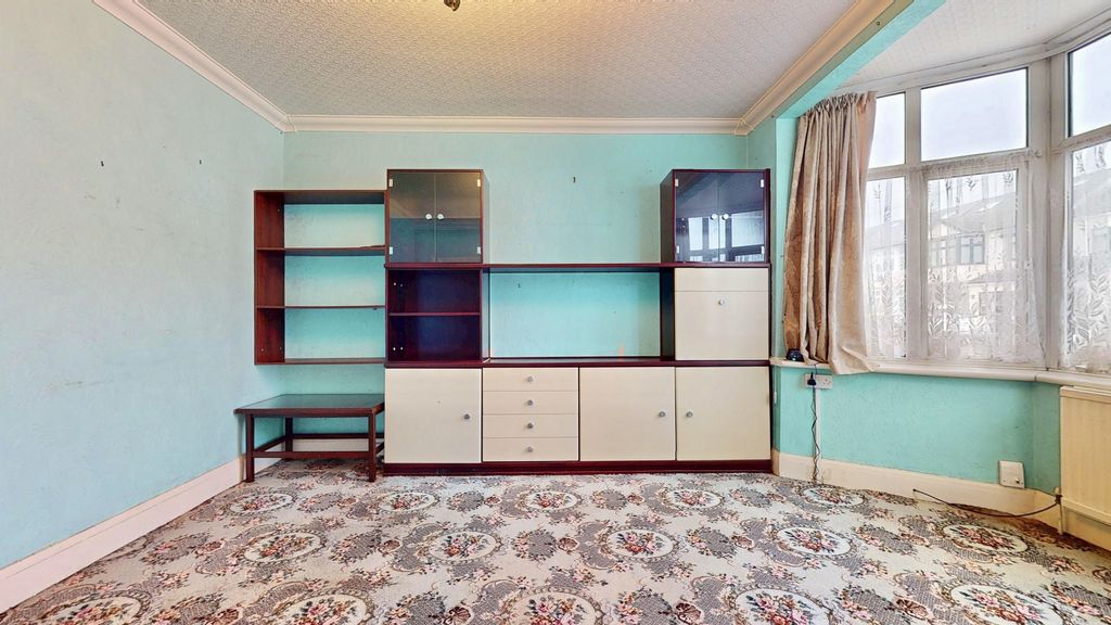 Property photo 3 of 21 Photo 11