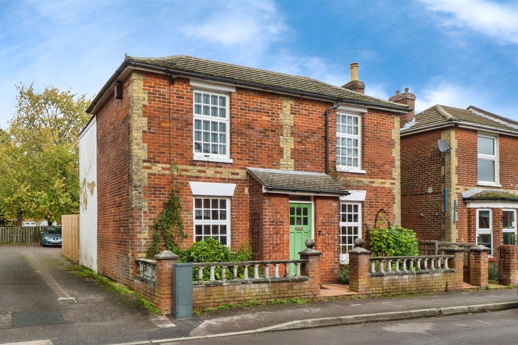 Property photo 1 of 20