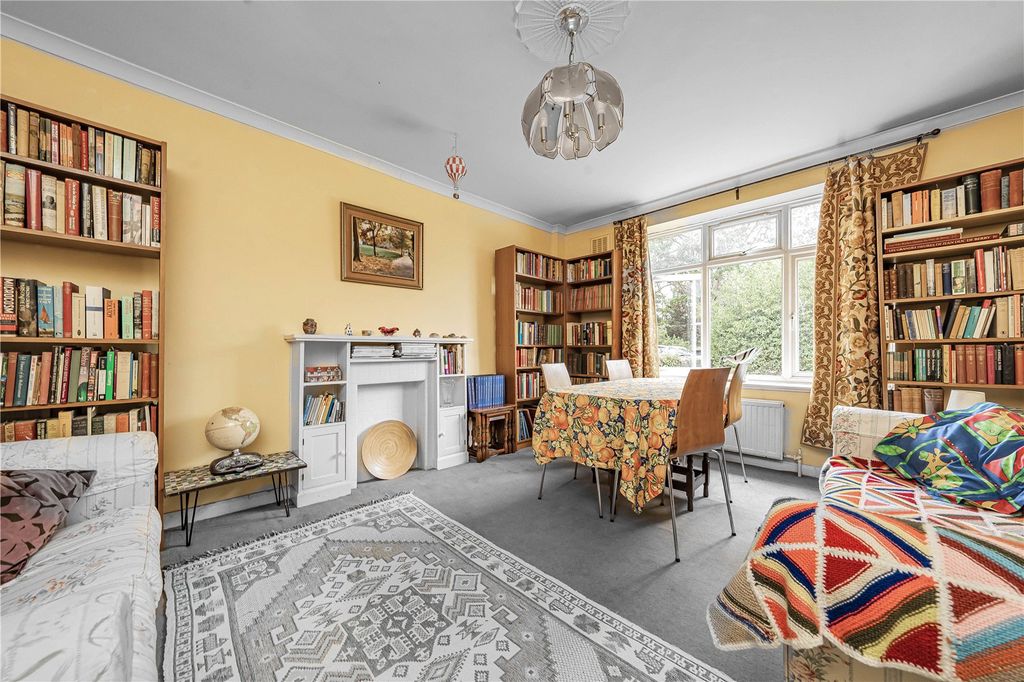 Property photo 2 of 21 Picture No. 18