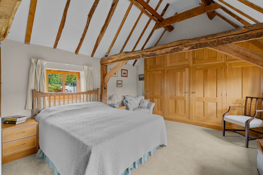 Property photo 3 of 24