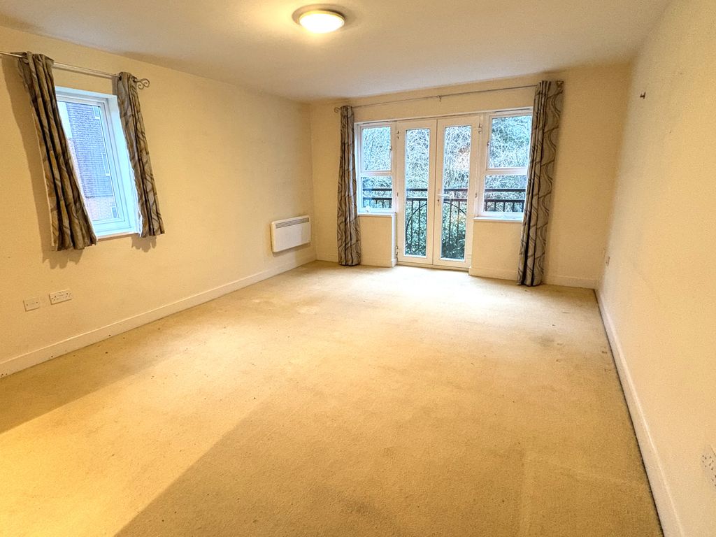 Property photo 3 of 6