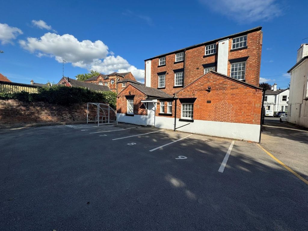 Property photo 1 of 9 Car Park.Jpg
