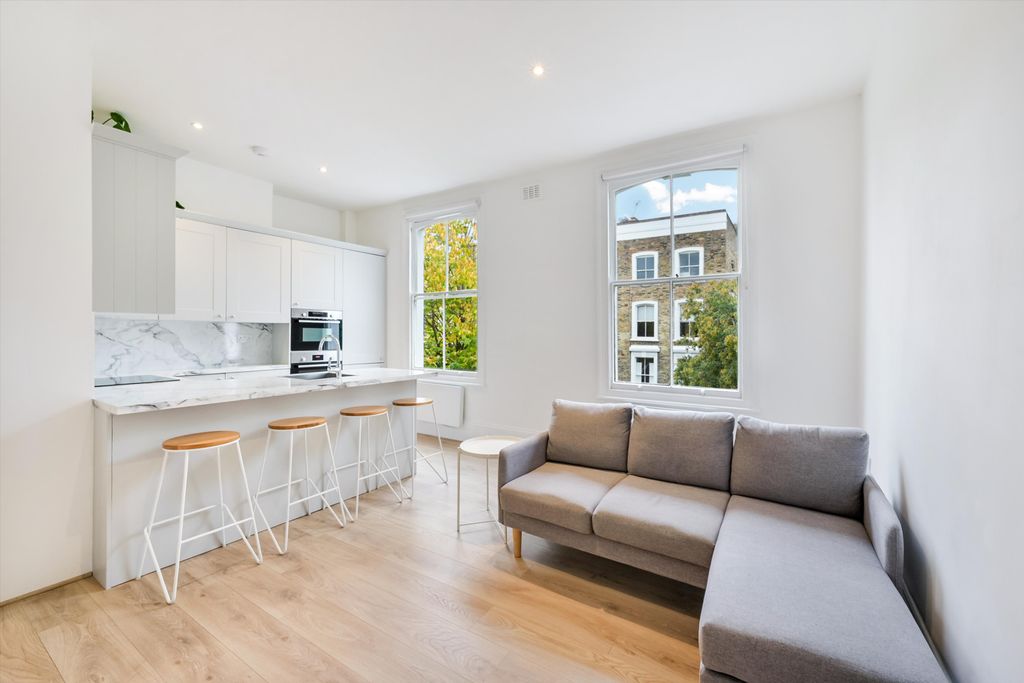 Property photo 1 of 12 Image