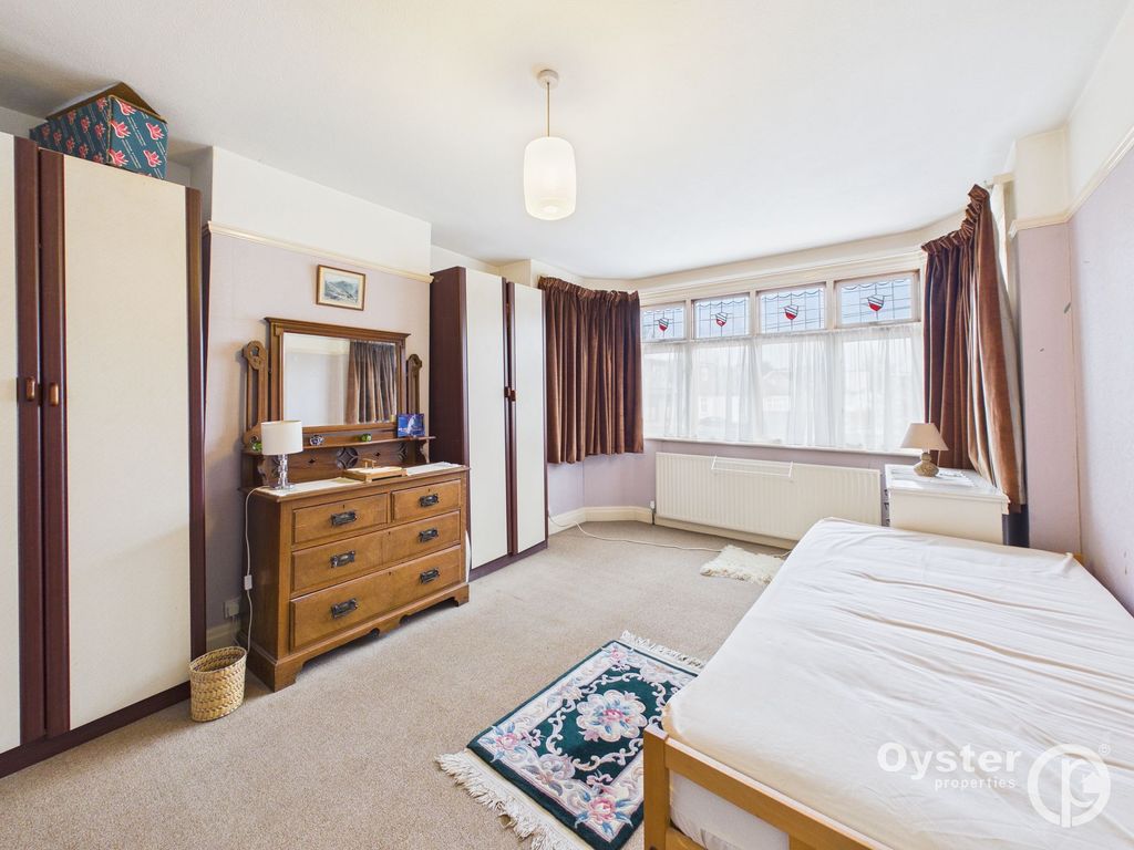 Property photo 3 of 16 Bedroom 1