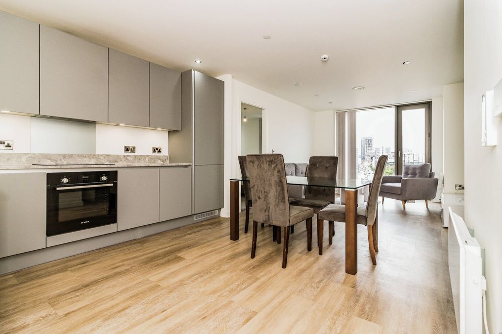 Property photo 3 of 15 Picture No. 09