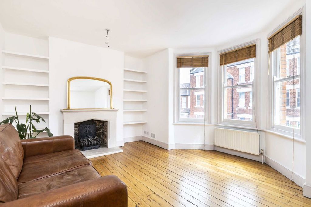 Property photo 2 of 9