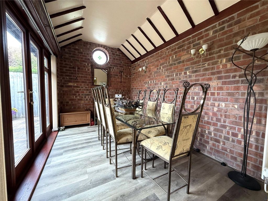 Property photo 3 of 24 Picture No. 37
