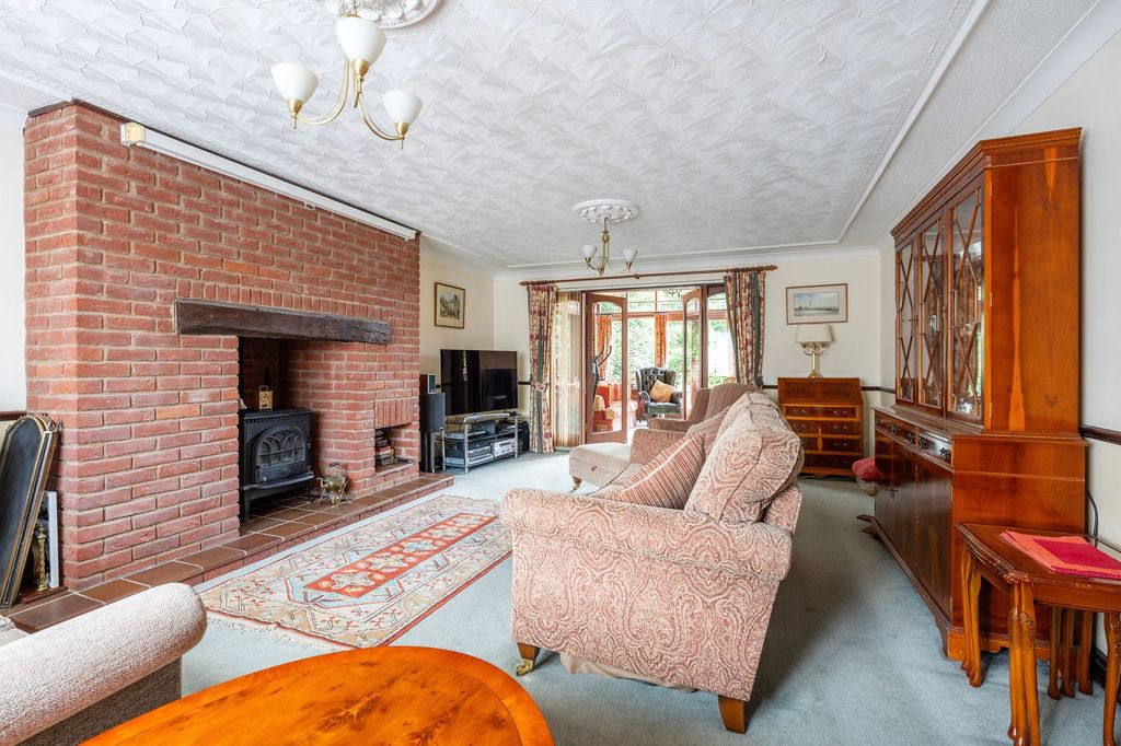 Property photo 3 of 26