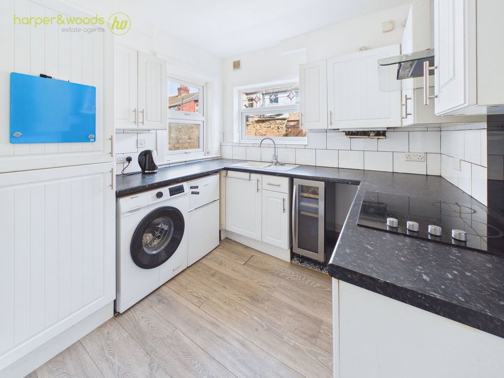 Property photo 3 of 28