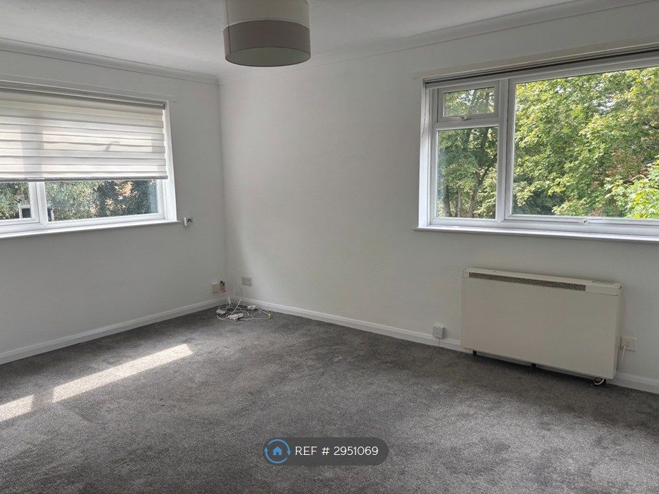 Property photo 3 of 7 Bedroom