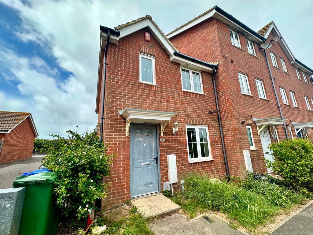 Property photo 2 of 12
