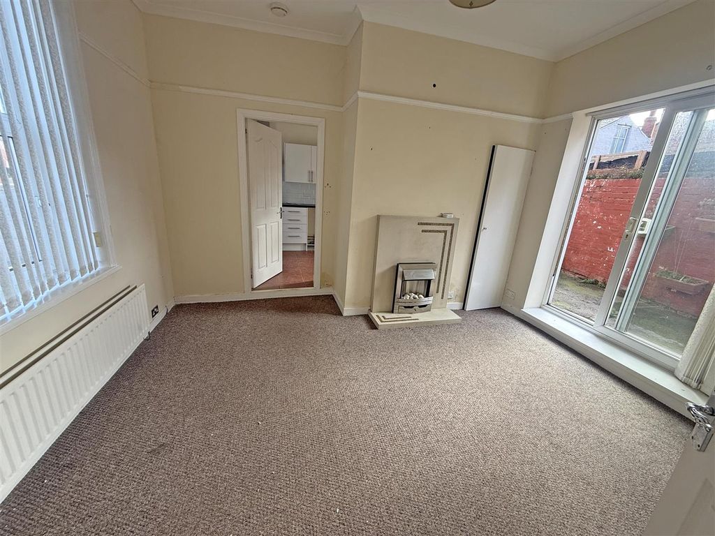 Property photo 3 of 12 Living Room New.Jpg