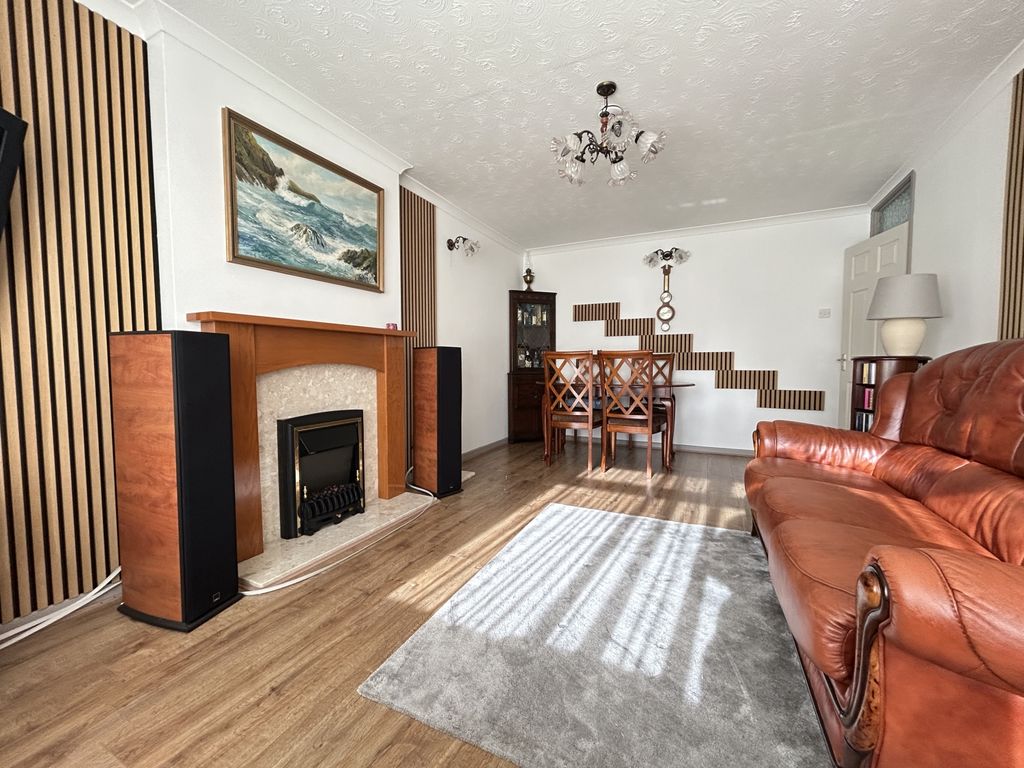 Property photo 2 of 17 Img_6826