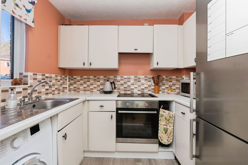 Property photo 2 of 13