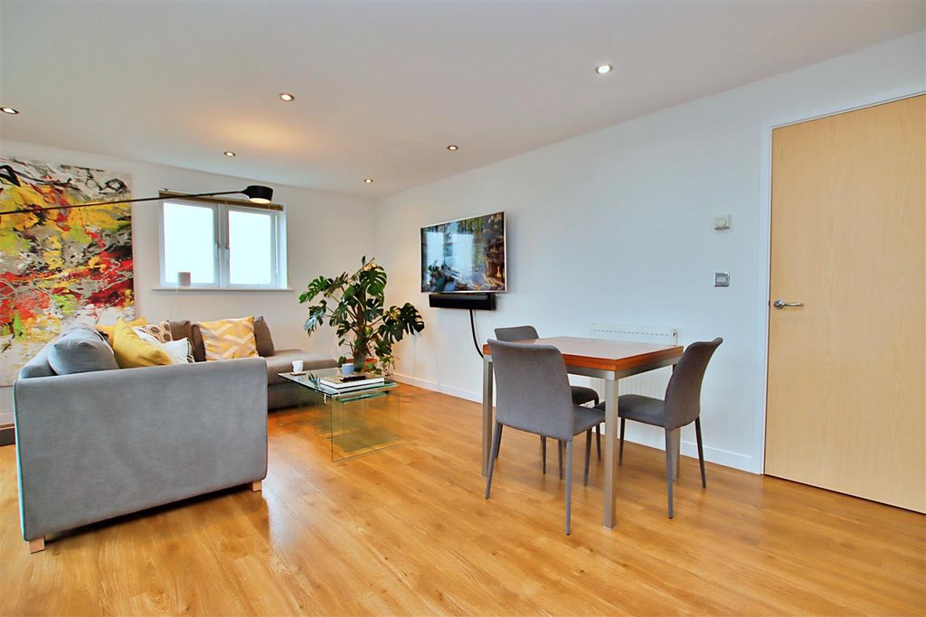 Property photo 3 of 9 Img_8062.Jpg