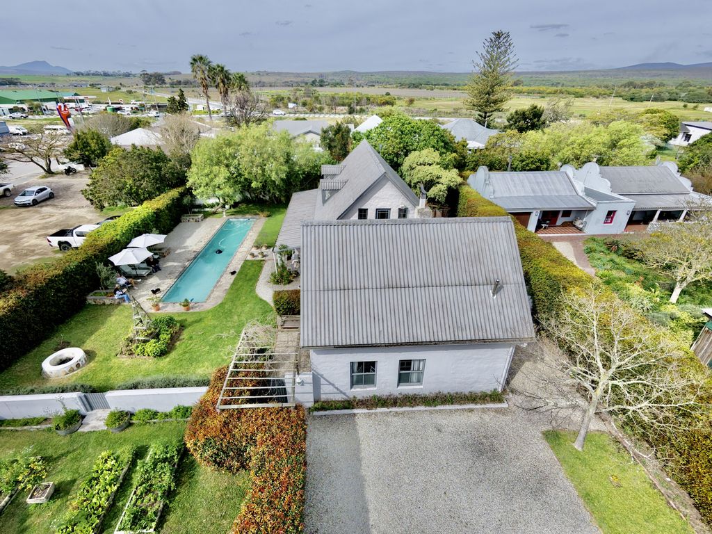 Property photo 3 of 52