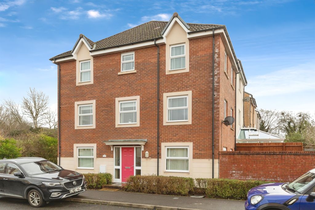 Property photo 1 of 19