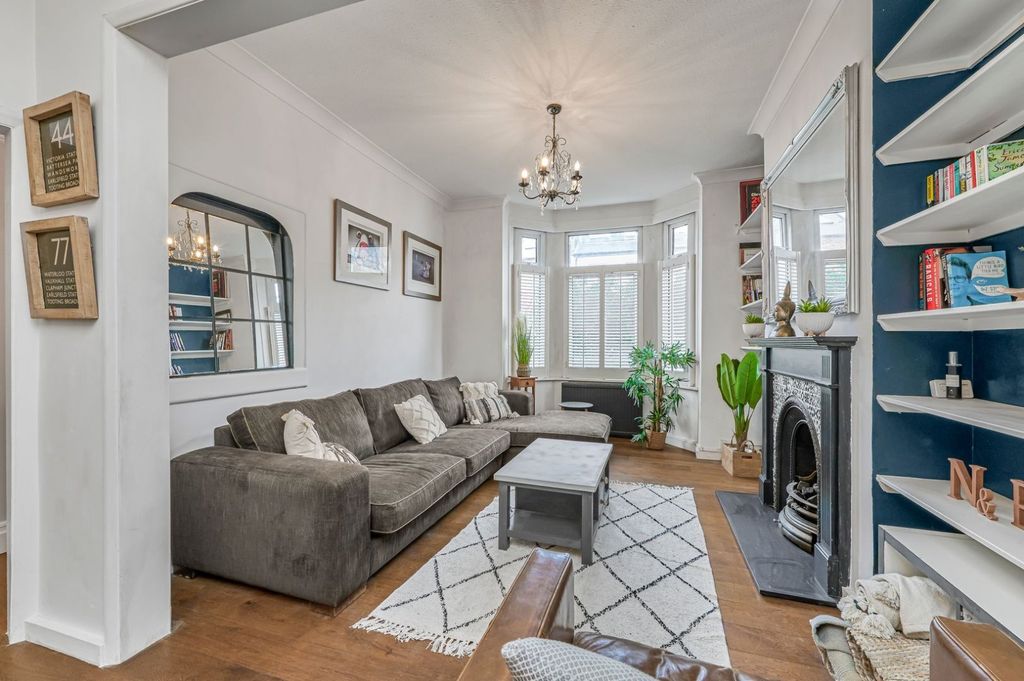 Property photo 3 of 12 Picture No. 53