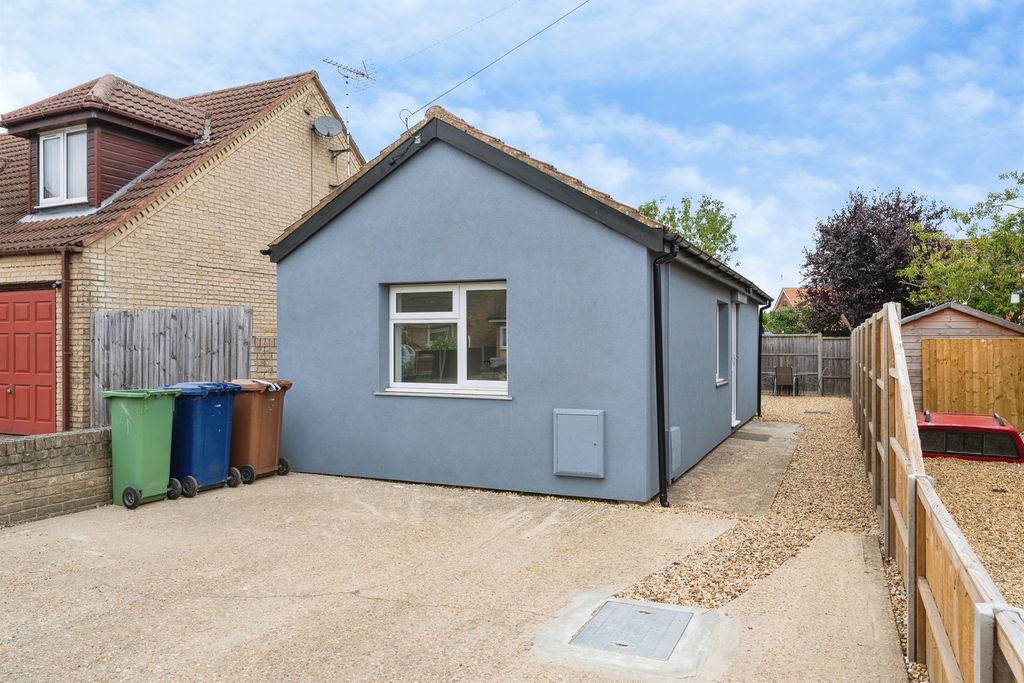 Property photo 1 of 14