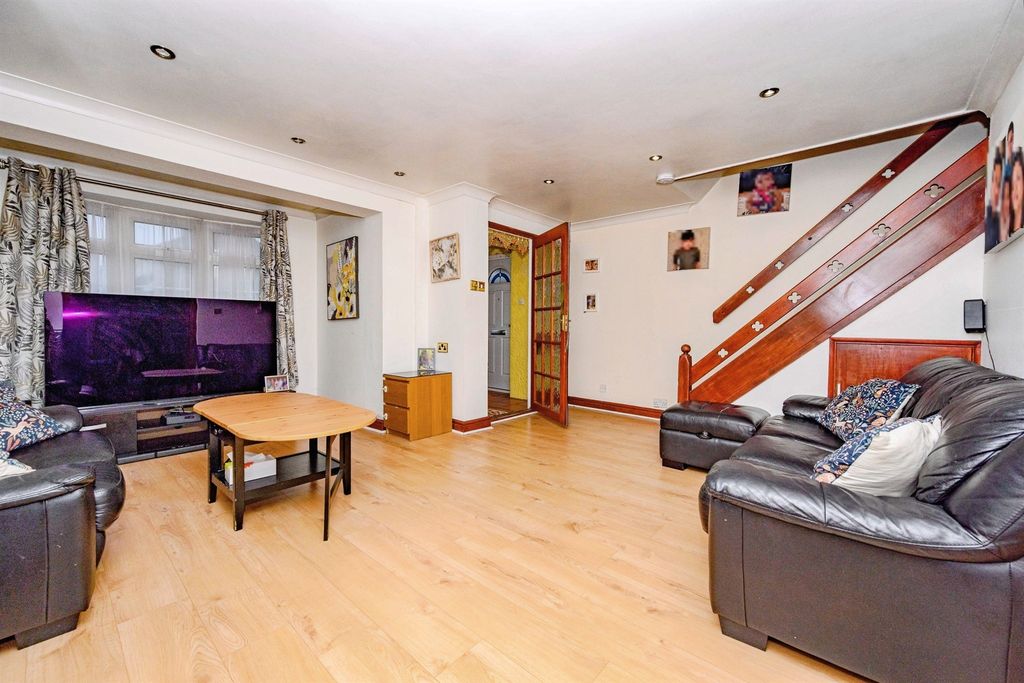 Property photo 2 of 15