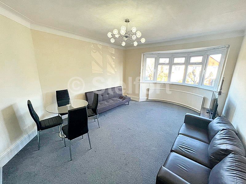 Property photo 3 of 10