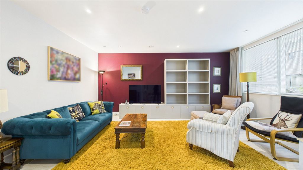 Property photo 3 of 11 Picture 3