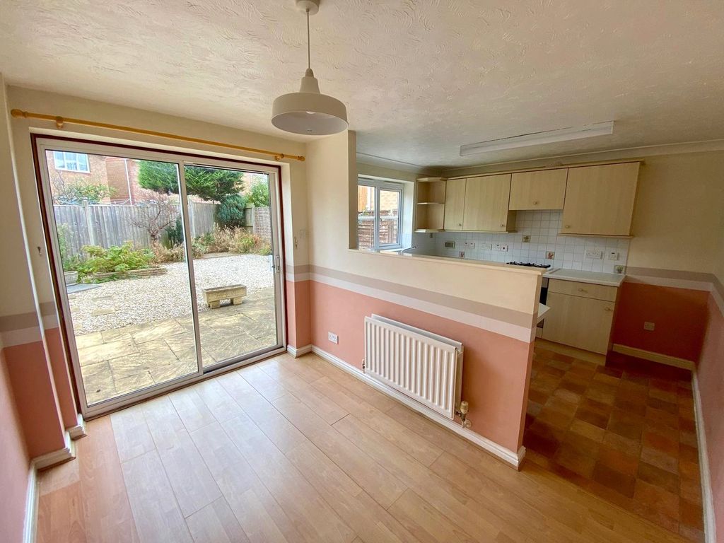 Property photo 2 of 14 Picture No. 28
