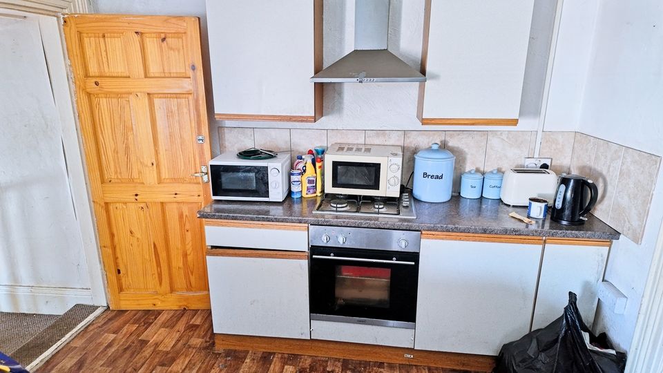 Property photo 3 of 14