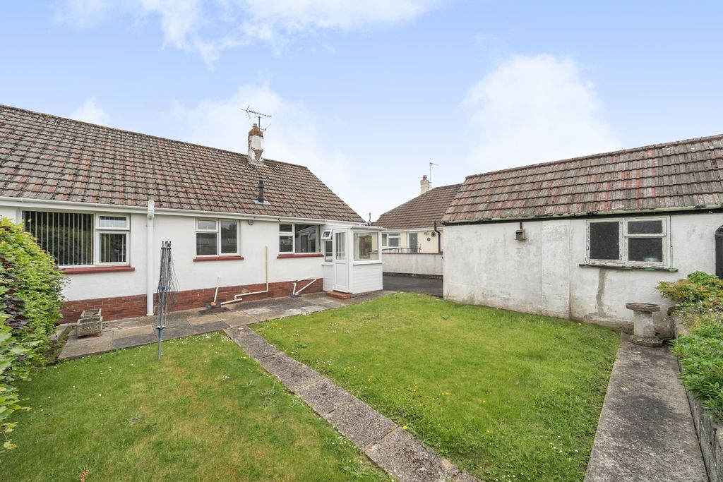 Property photo 3 of 20 1462838-12-6A0Ddc9206F77