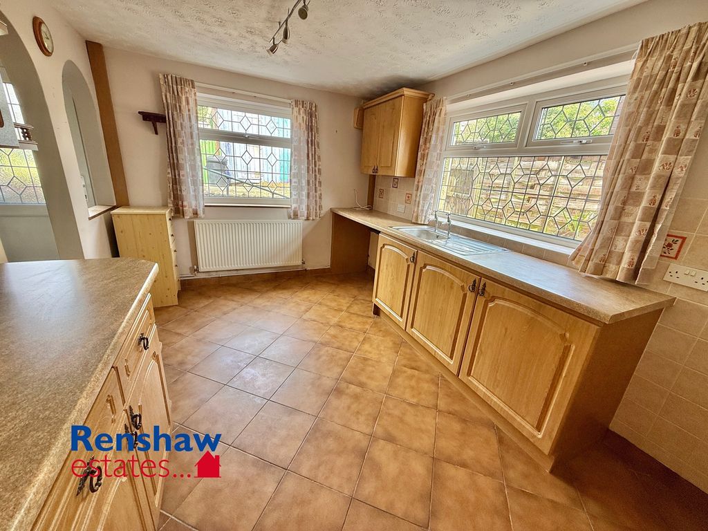 Property photo 3 of 13 K (2)