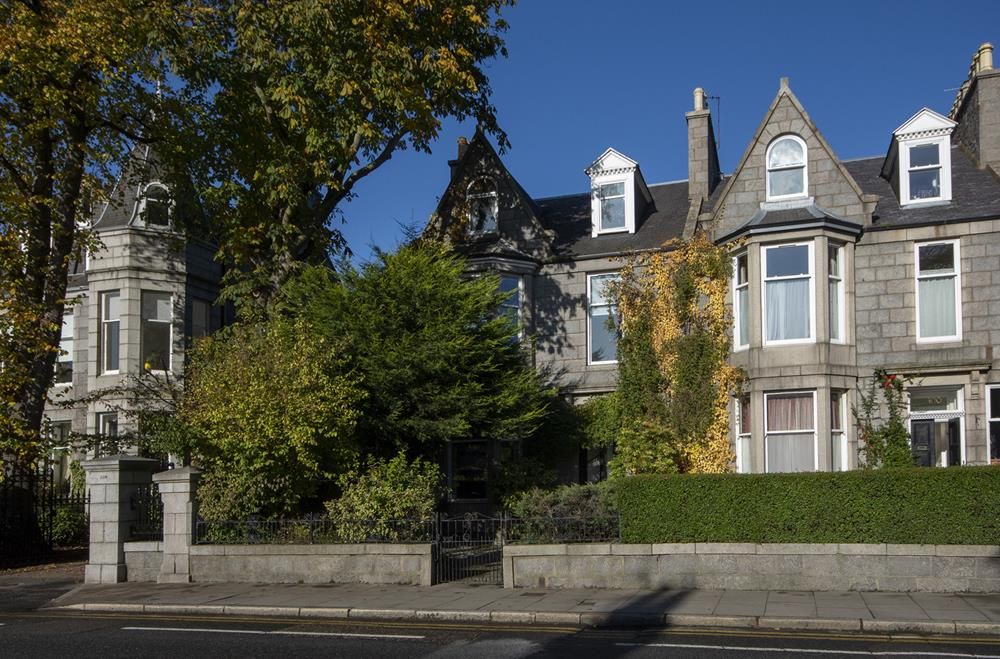 Property photo 1 of 12 302 Gwr 34