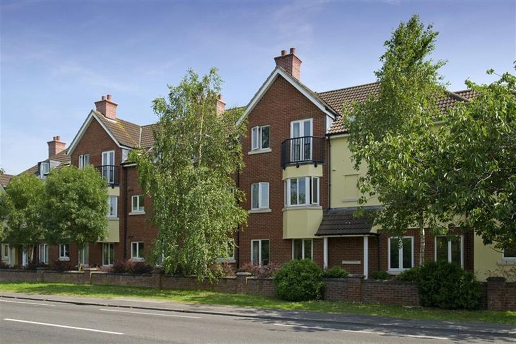 Property photo 1 of 16 (Main)