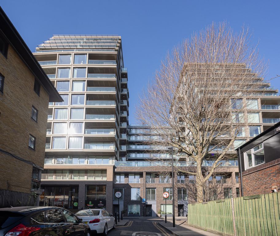 Property photo 2 of 2 Royal Mint Gardens