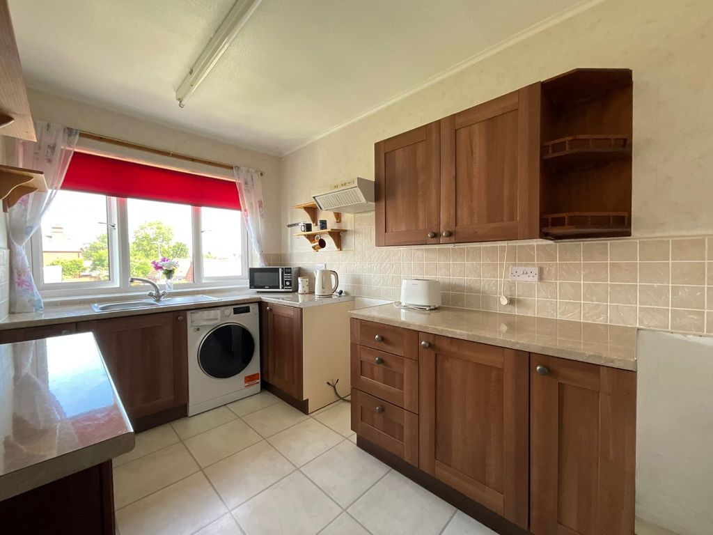 Property photo 1 of 9 4273772