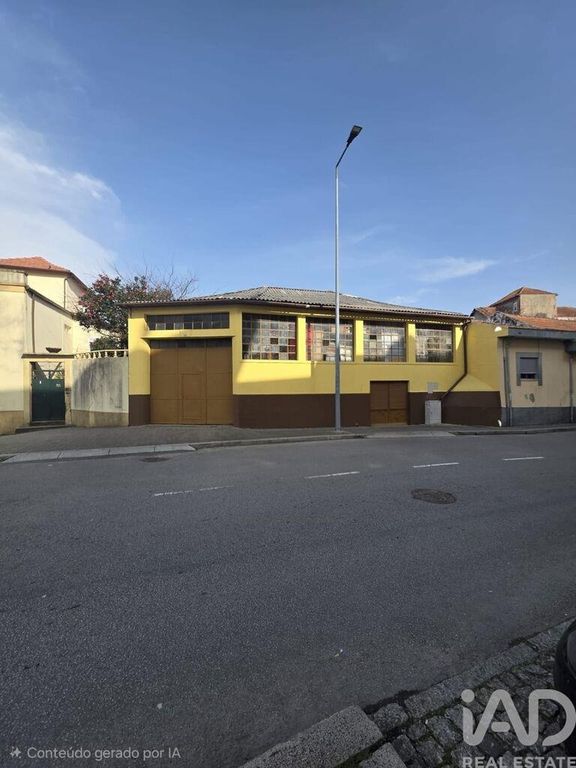 Property photo 1 of 2