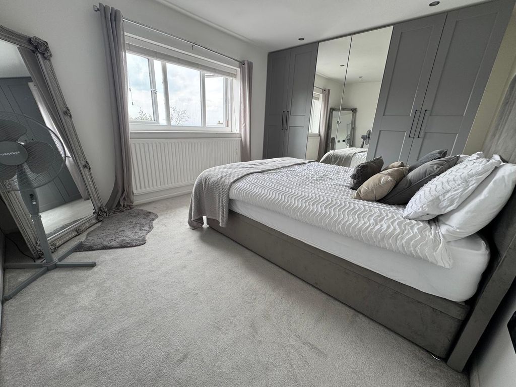 Additional image 21 of 4 bed property to rentOld Birmingham Road, Marlbrook, Bromsgrove B60