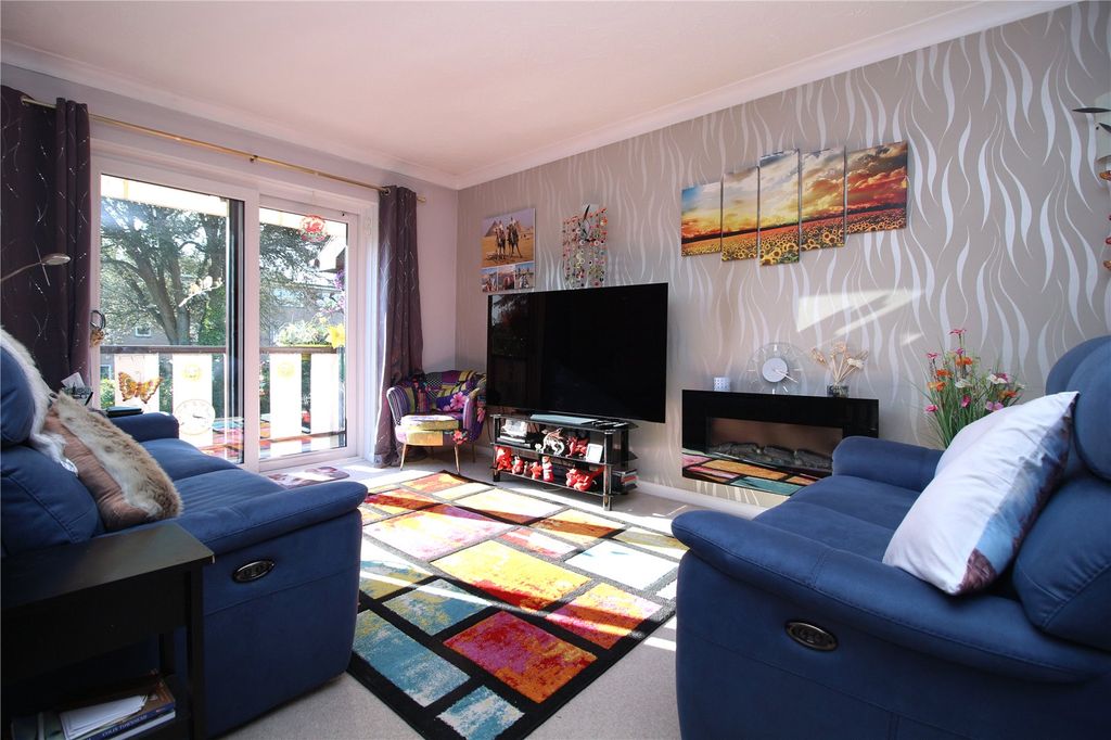 Property photo 2 of 12 Picture No. 05