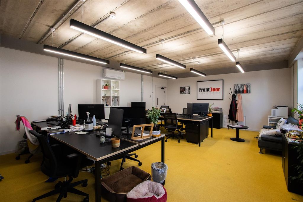 Property photo 1 of 12 Microsoftteams-Image (3).Png