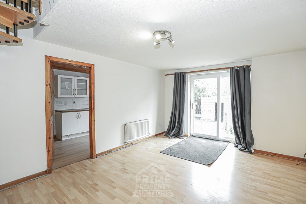 Property photo 2 of 19
