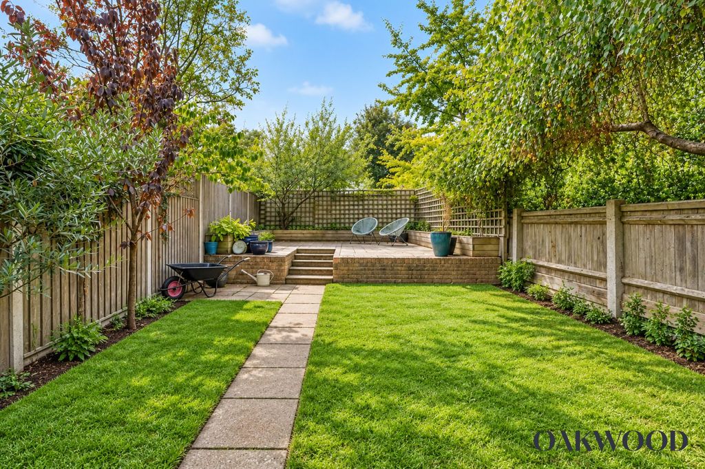 Property photo 2 of 28