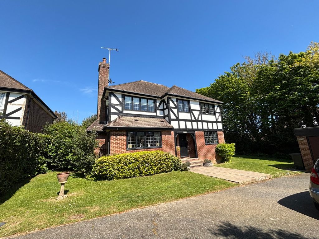 Property photo 1 of 20