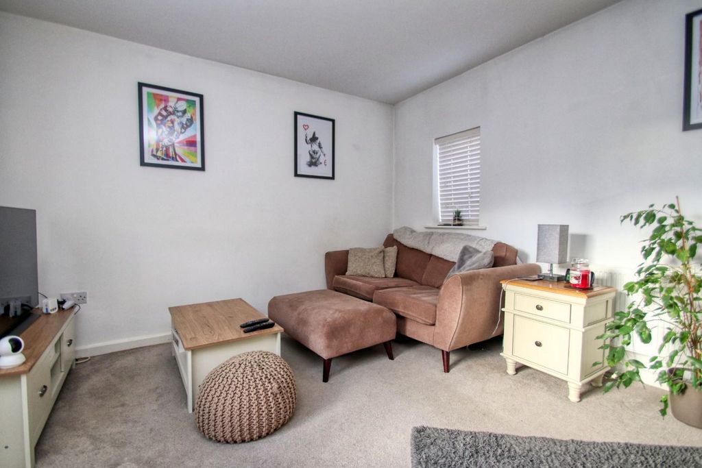 Property photo 3 of 12 Img_1734.Jpg